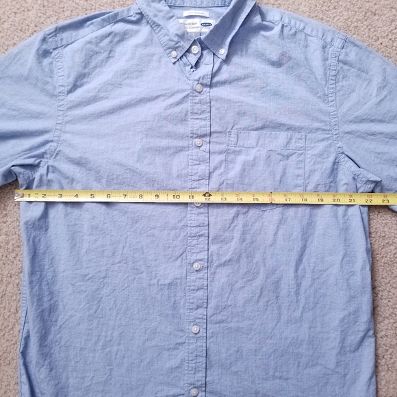 Men's Old Navy Light Blue Collared Button Down Shirt - Picture 8 of 10